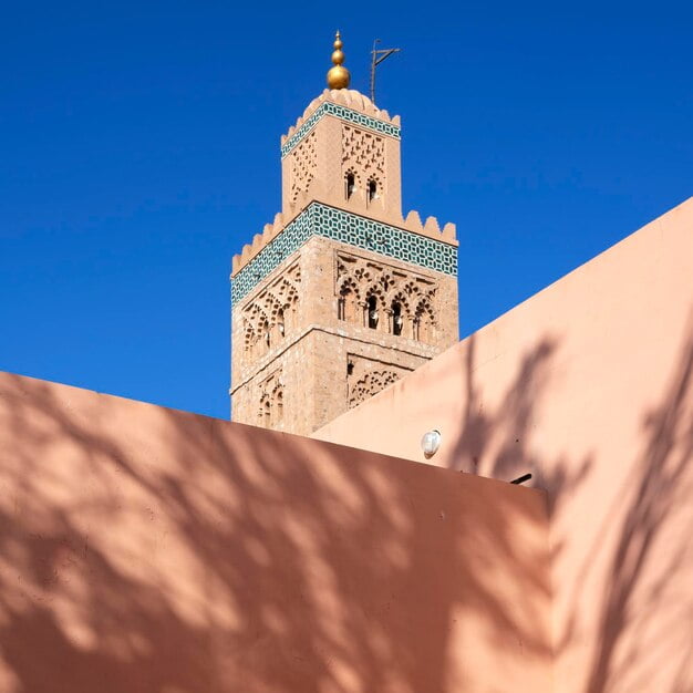 view-koutoubia-mosque-with-blue-sky-marrakech_268835-3973